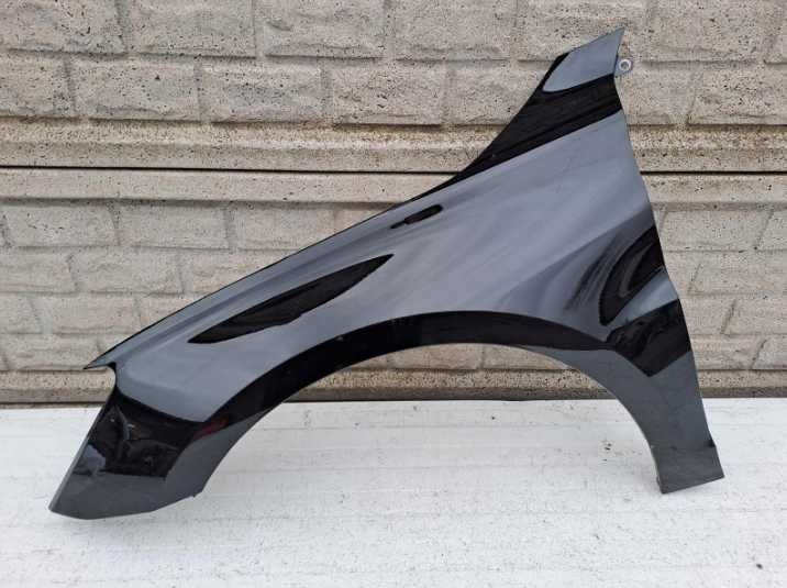 Audi A3 8Y крило праве ліве