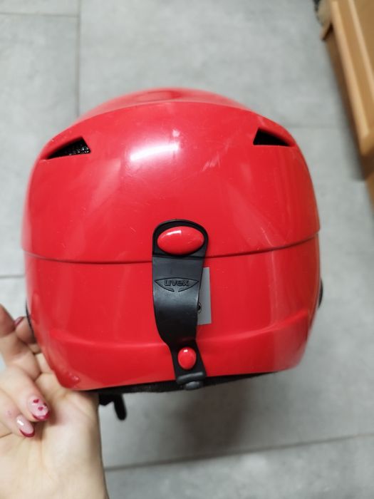 Kask narciarski Uvex dziecięcy/młodzieżowy rozmiar 57-58 stan bdb