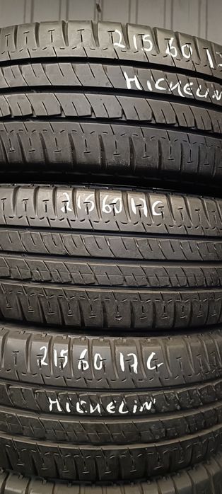 Pneus 215/60/17C