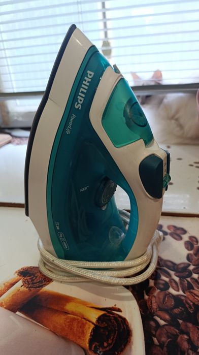 Утюг паровой PHILIPS