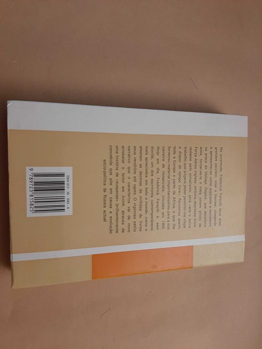 Ícone // Frederick Forsyth