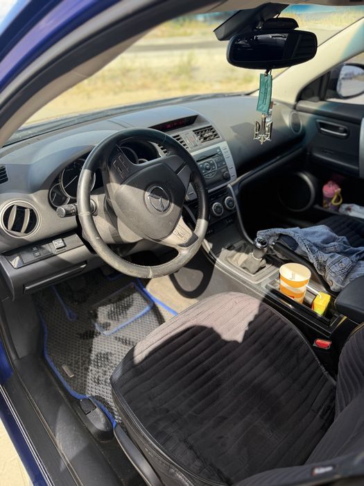 Продам Mazda 6 2.0 Gas