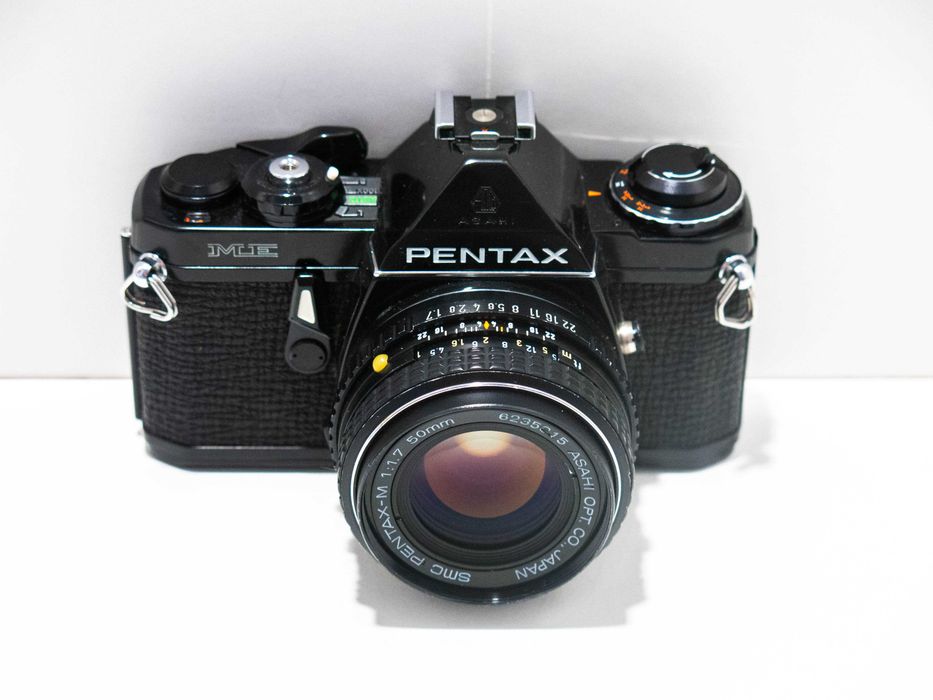 Câmara Fotográfica Pentax ME - Black