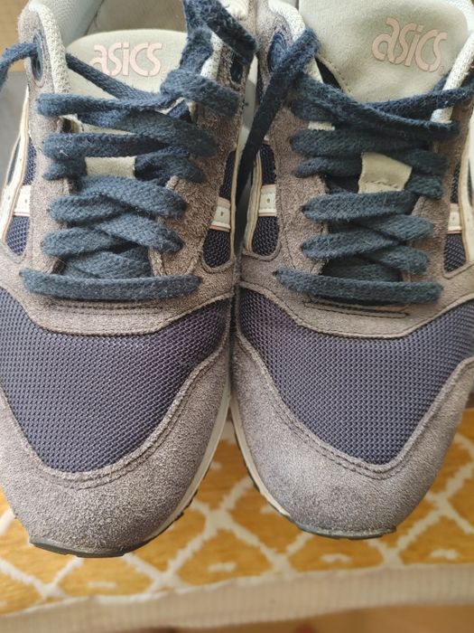 Кросівки Asics жіночі