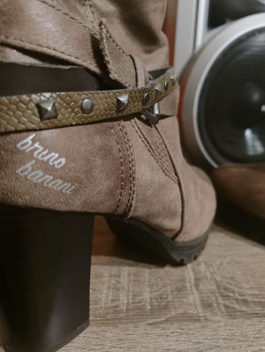 Botki Bruno Banani 38