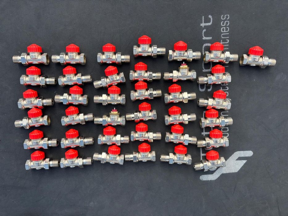 Zawory kolanka kształtki hydraulika