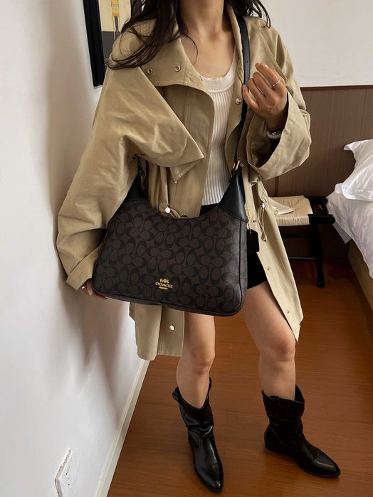 Жіноча сумка COACH Signature Canvas / Сумка Коач / жіноча коричнева сумка-хобо Коуч