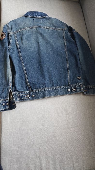 Куртка мужская джинсовая.