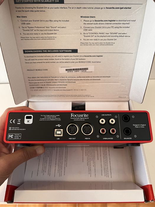 Focusrite Scarlett 2i4 2nd Gen USB Interface Audio (NOVA)