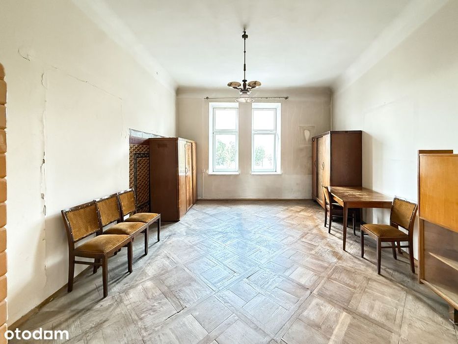 Mieszkanie do remontu w kamienicy w centrum, Radom