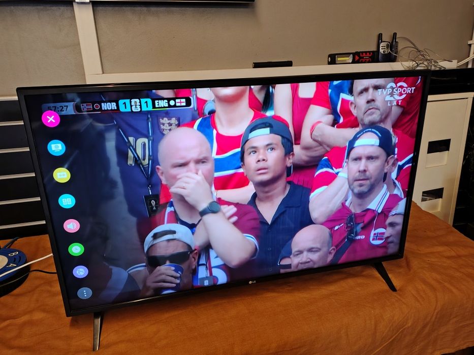 LG 43" 4K  LED Smart TV Netflix YouTube DVB-T