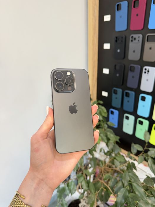 iPhone 16 Pro 256GB Black Titanium