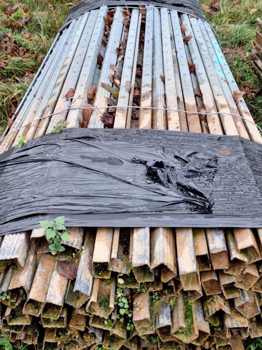słupki metalowe ocynkowane