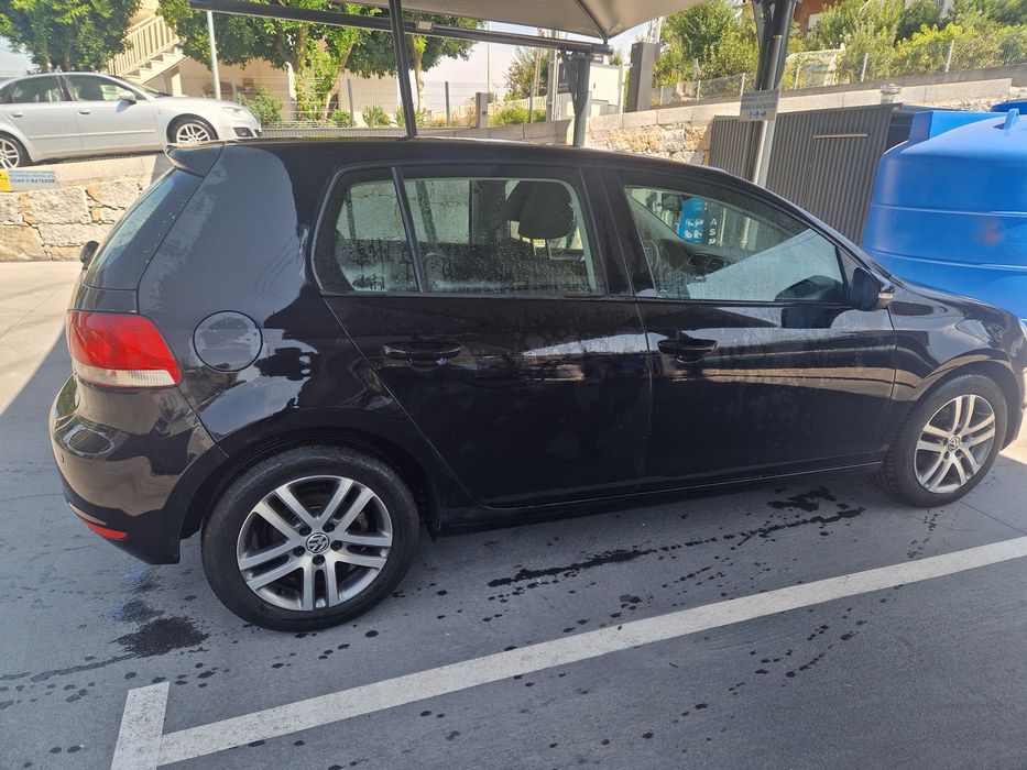 Volkswagen Golf  1.6 TDI