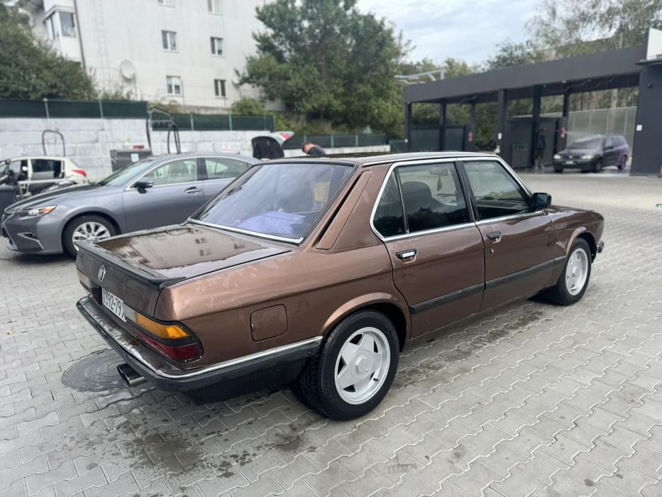 Продам BMW 518  M30b28 1984,2.8 газ/бензин