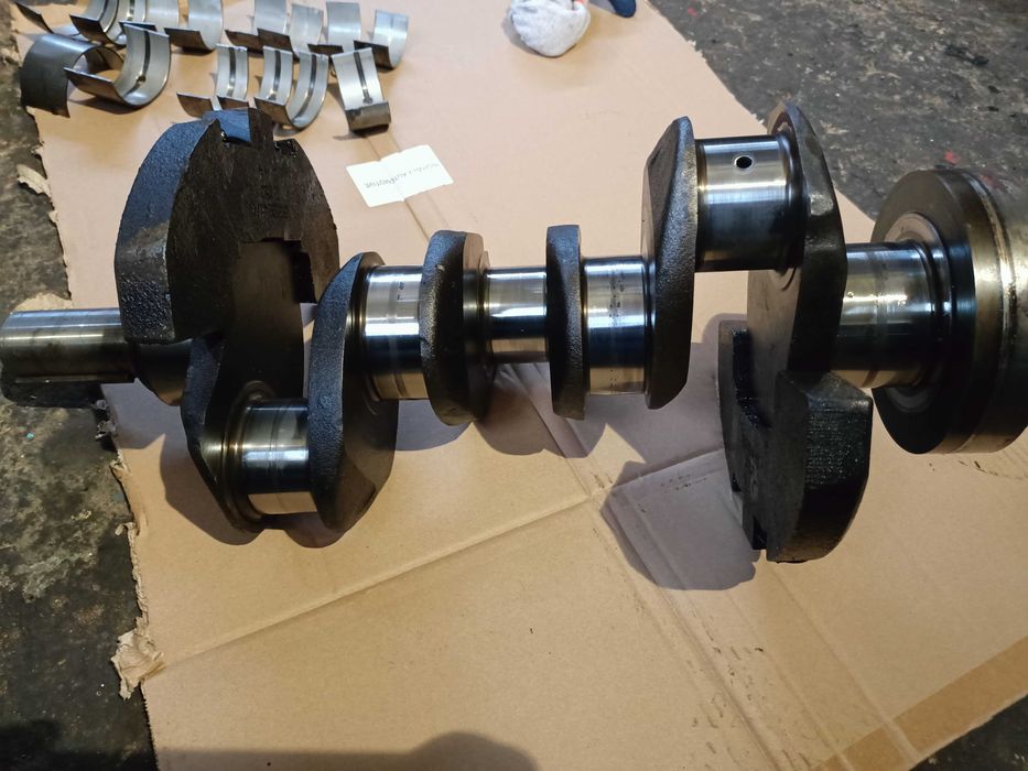 wał korbowy panewki massey ferguson mf ursus 3512,255,235,2812,c360 3P