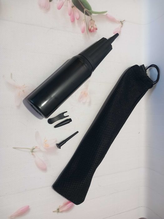 Pompka ręczna do piłek gimnastycznych