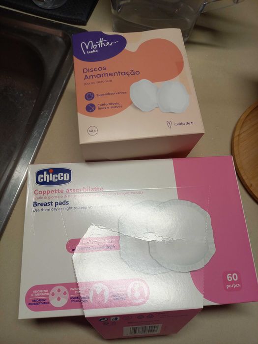 Bomba tira-leite Medela + Mamilos silicone + 100+ discos amamentação