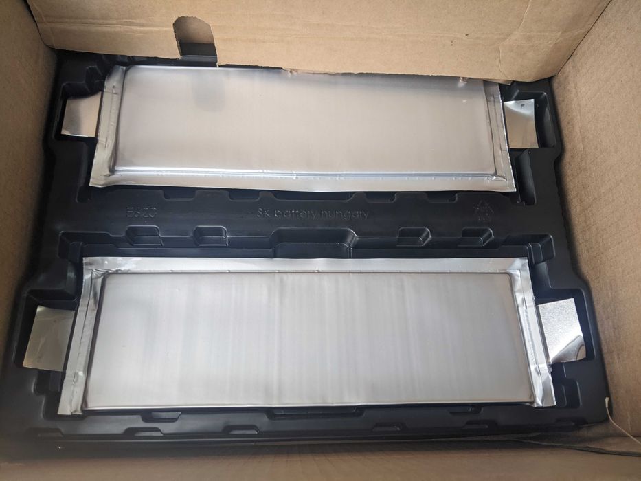 Батарея акумулятор LG Chem Li-ion 6s2p 3S4P 2,65kWh 12.6V 240Ah
