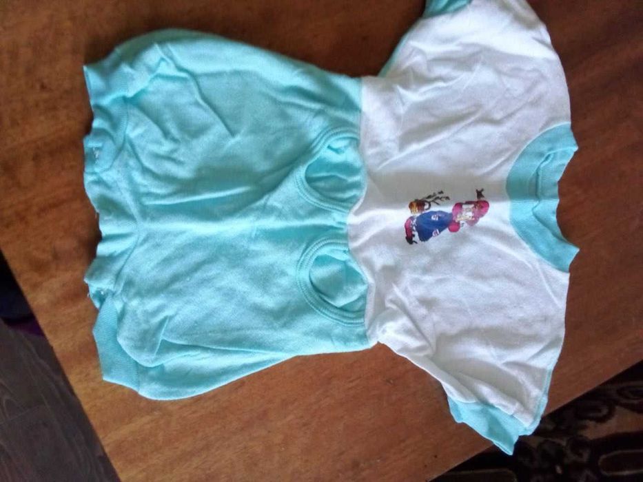 Продам детские вещи