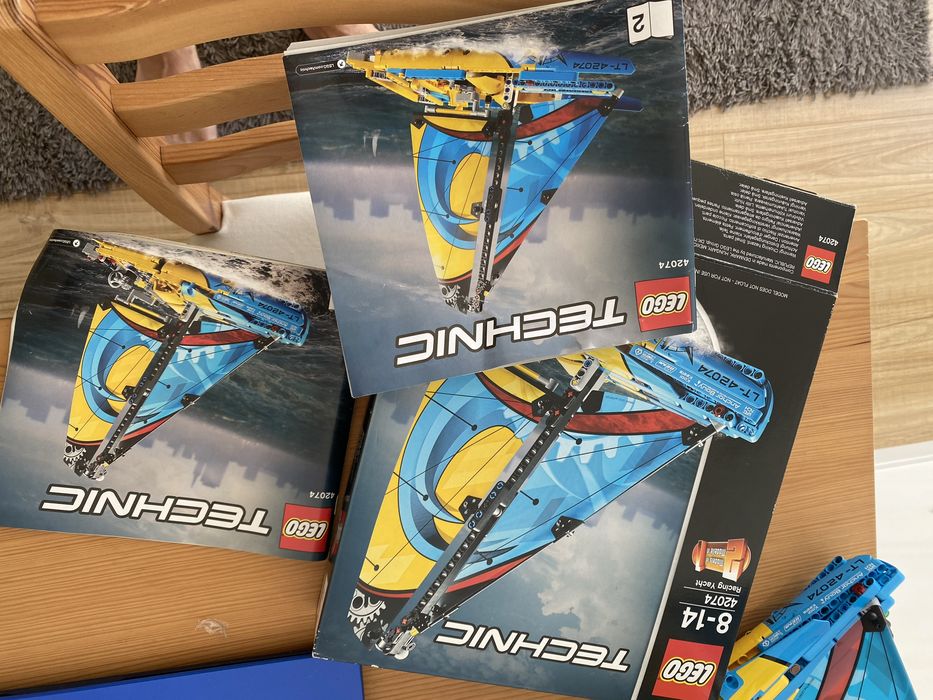 Lego 42074 Iate de competiçao