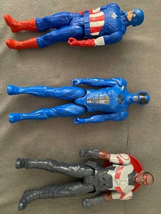 Lote de 14 bonecos Super Herois com 30 cm