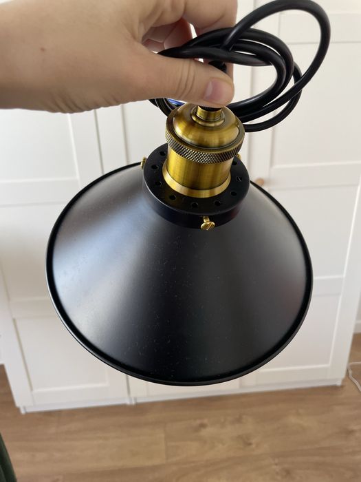 Dwie lampy wiszące czarne