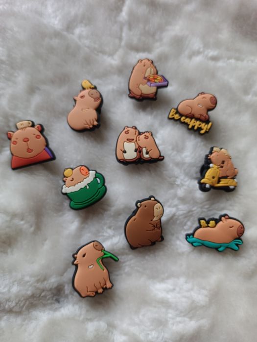 Kapibara capybara capy pin - zestaw pinów crocs