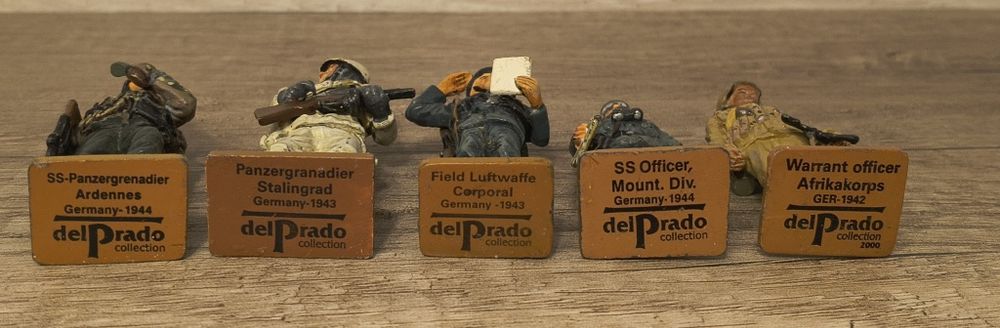 Militaria III Reich Figuras na escala 1.35 Delprado