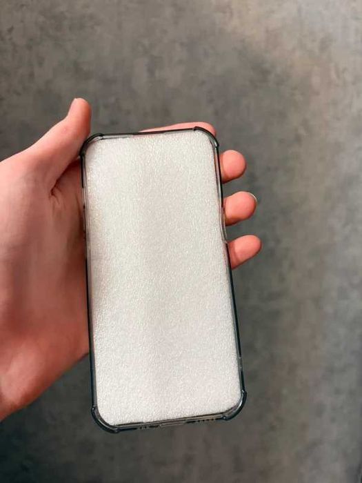 Sprzedam etui do IPhone 15