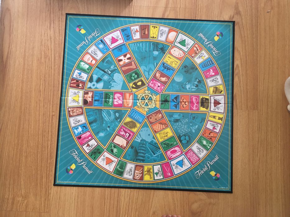 Trivial persuit edicao familiar