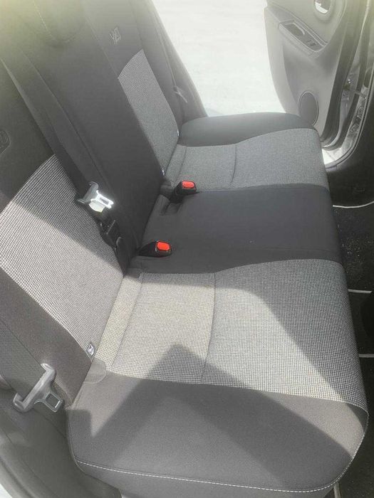 Toyota Yaris 1.5 Edição Especial 20 Anos automático 2019