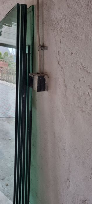 Szyby hartowane gr.12mm