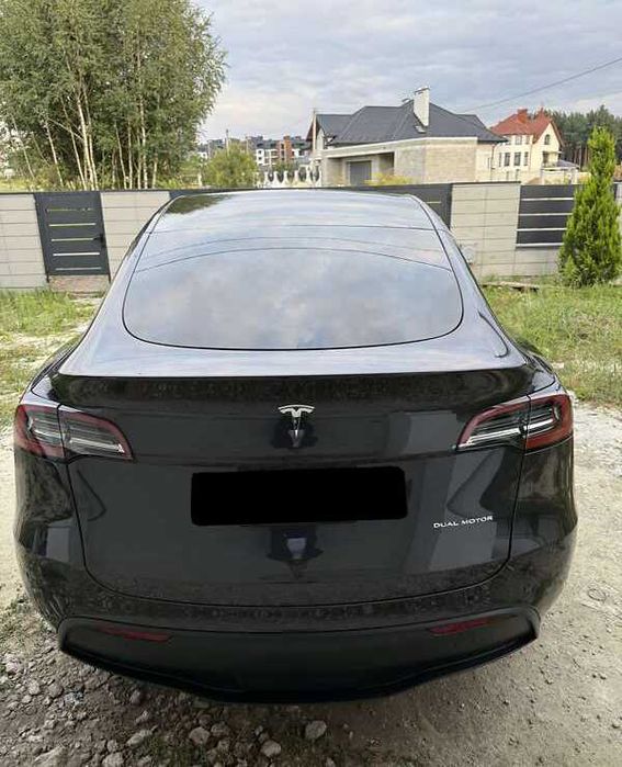 Tesla Model Y 2024 Long Range 82 kWh