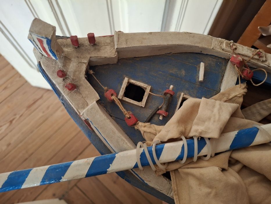 Grande barco artesanal em madeira cerca 47 cms