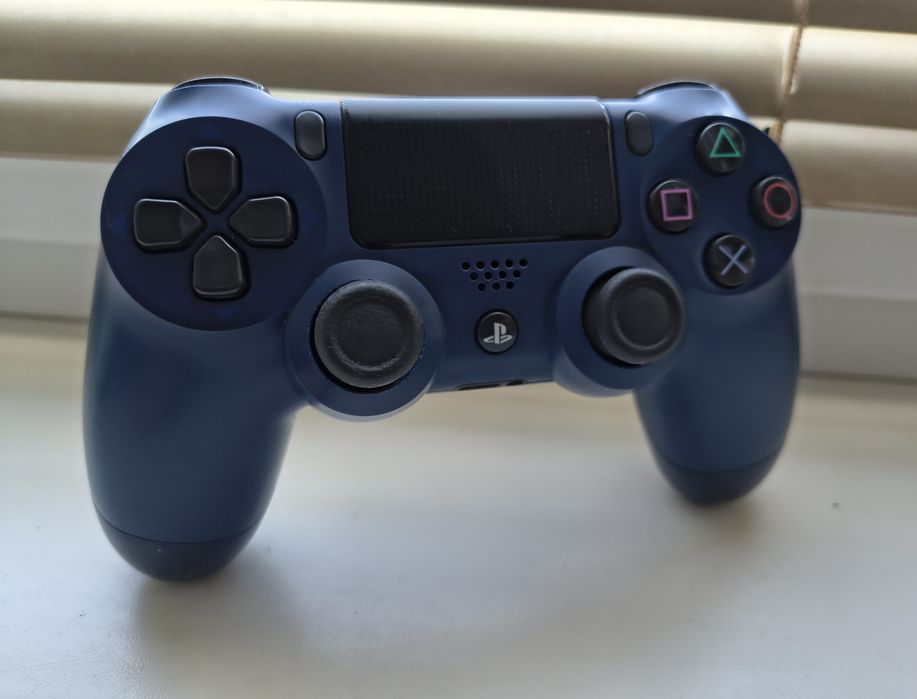 Джойстик Dualshock 4 version 2(оригінал)