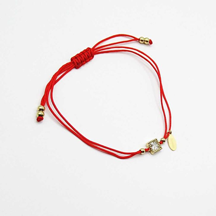 Bransoletka czerwony sznurek kwadracik cyrkonia stal chirurgiczna BB20