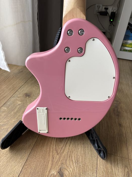 Unikat! Gitara Fernandes ZO-3 Hello Kitty – Full Set z pokrowcem i papierami