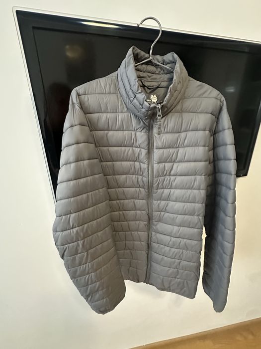 Чоловіча куртка, розмір S.