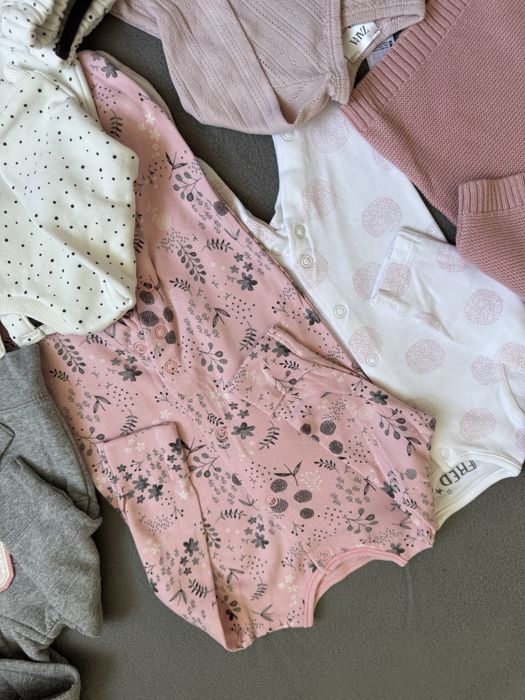 Милий набір одягу для дівчинки zara f&f next 0-3 місяців кофтинки штанці чоловічки боді