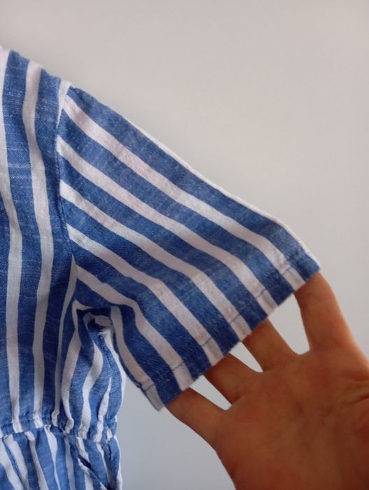 Kombinezon dla dziewczynki firmy H&M rozmiar 104