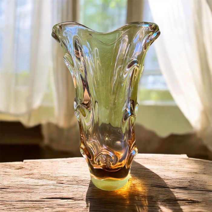 Wazon – projekt Jan Beránek, huta Škrdlovice (Czechosłowacja)