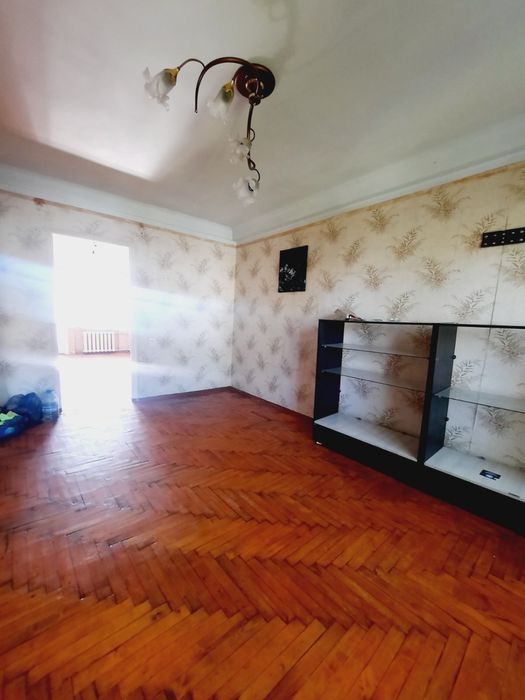 Продаж 2-кімн квартири по вул Запорізького козацтва