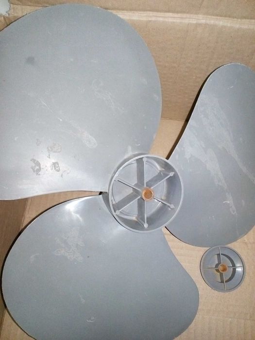 лопасть для вентилятора напольного (крыльчатка) 36,5 см.