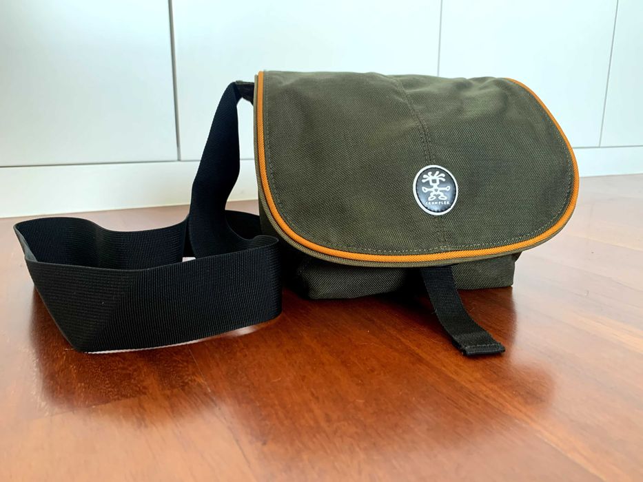 Crumpler Muffin Top 2500 Camera Bag – New64584614673793120