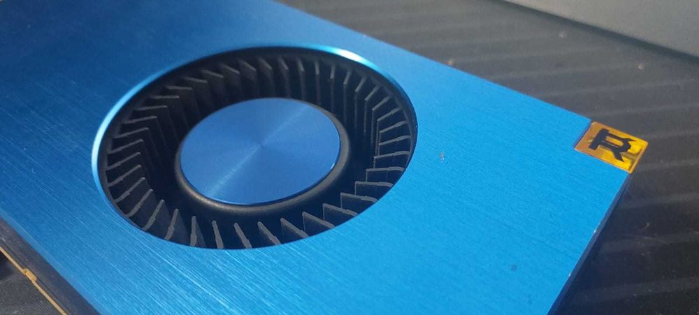 AMD Radeon Vega Frontier Air Cooled Edition 16Gb HMB2