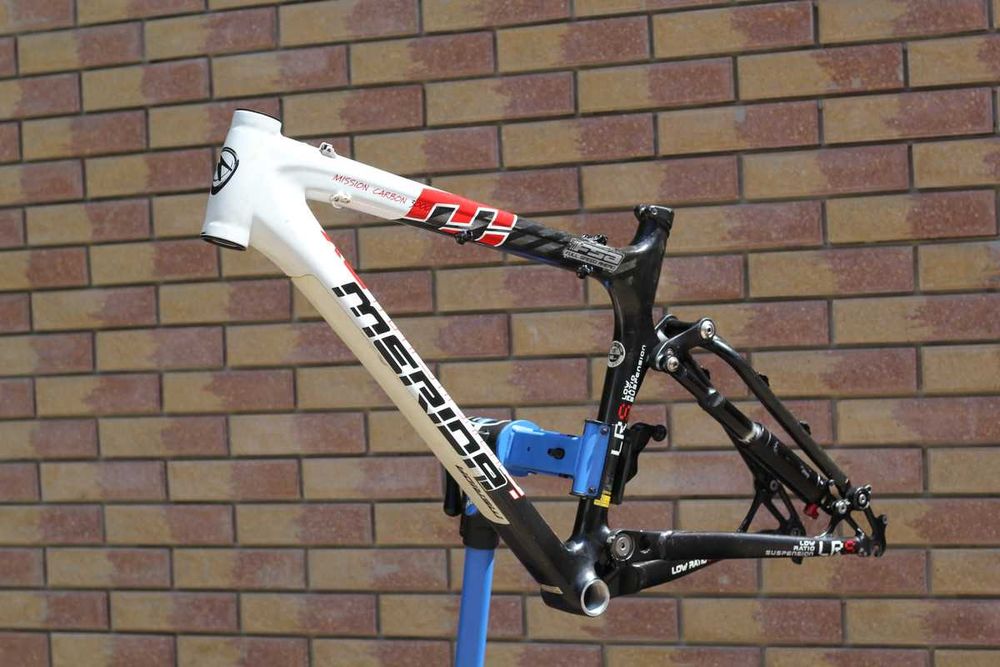 Рама 26: Merida Mission Carbon 3000 D, Manitou LRS, 18/46