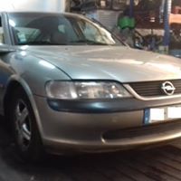Opel Vectra B para peças