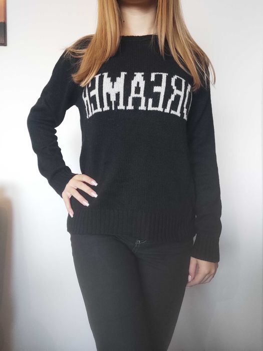 Czarny sweter z napisem Dreamer, Mango