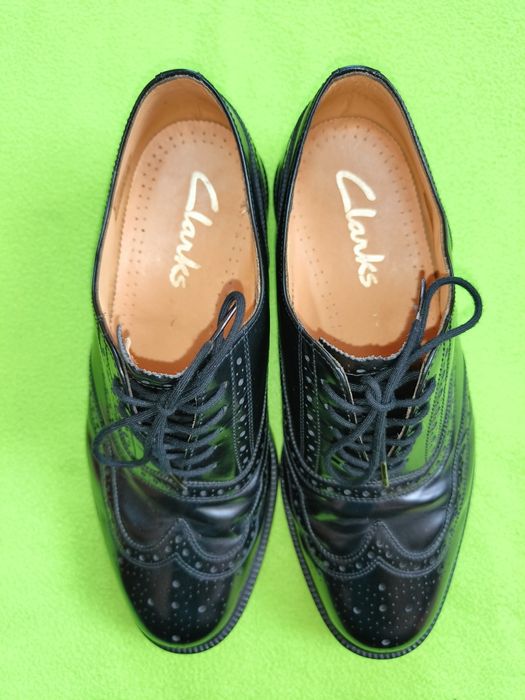 Туфлі, Броги Clarks